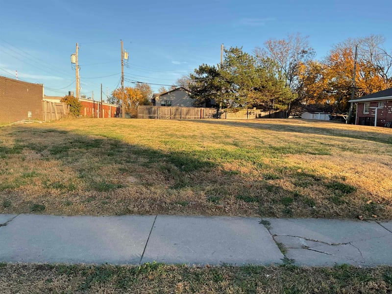 642 Sheridan St, Wichita, KS 67203