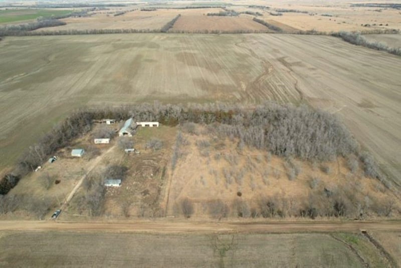 2053 Frontier Rd, Bennington, KS 67422