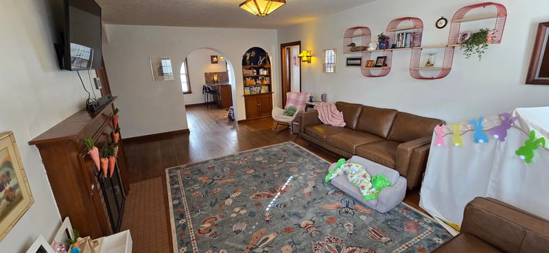 3432 Pine St, Wichita, KS 67208