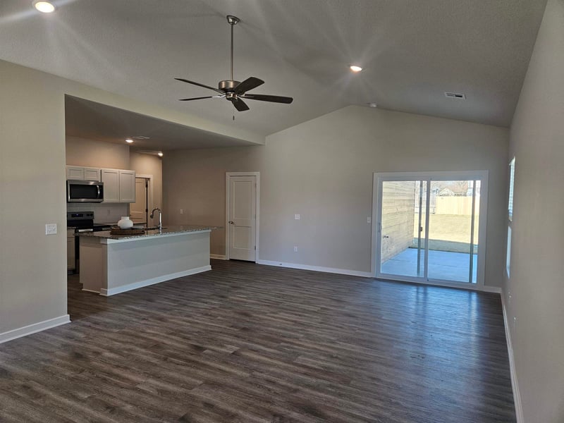 919 Forestview St, Wichita, KS 67235