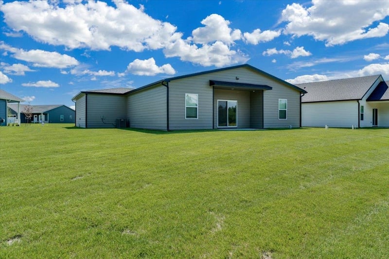 1791 Redbud Ln, Goddard, KS 67052