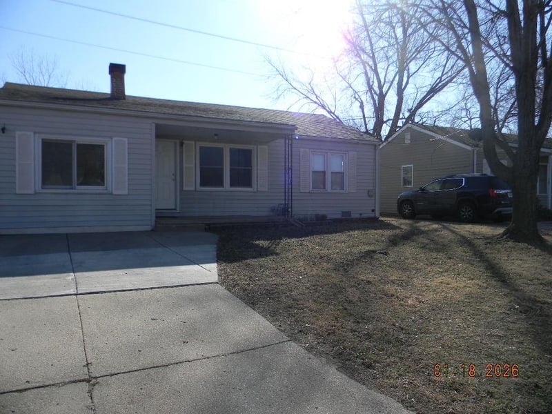 240 Turkle Ave, Haysville, KS 67060