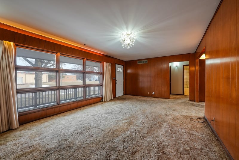 111 Jefferson St, Eureka, KS 67045