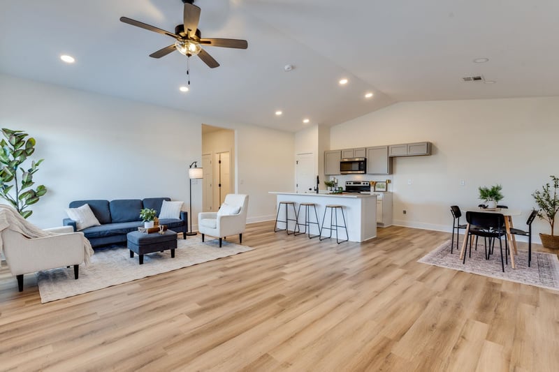 5706 E Bristol St, Bel Aire, KS 67220