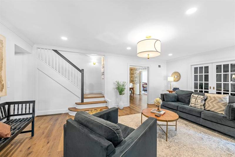 205 Greenway Rd, Salina, KS 67401