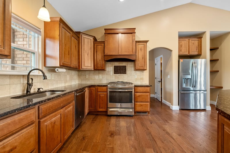 9928 W 95th St S, Clearwater, KS 67026