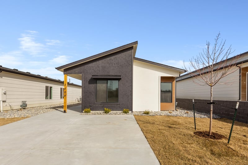 3404 Thunder , Wichita, KS 67220