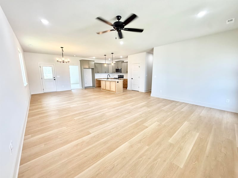 5408 Toben Ct, Bel Aire, KS 67226