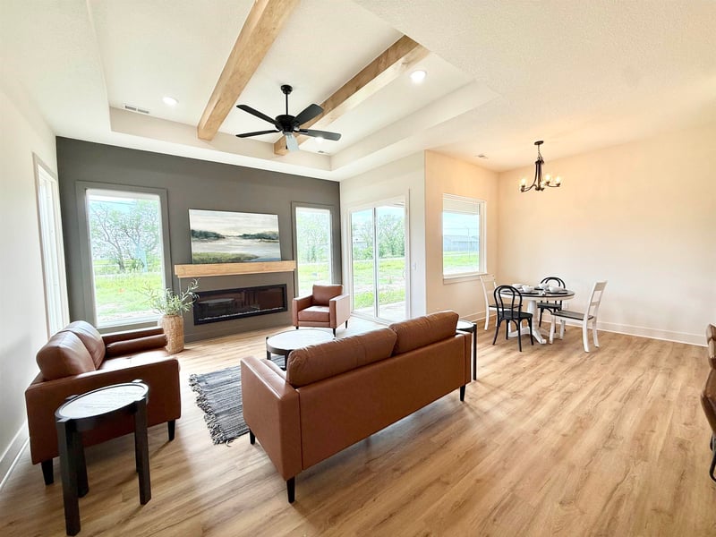 5412 Toben Ct, Bel Aire, KS 67226