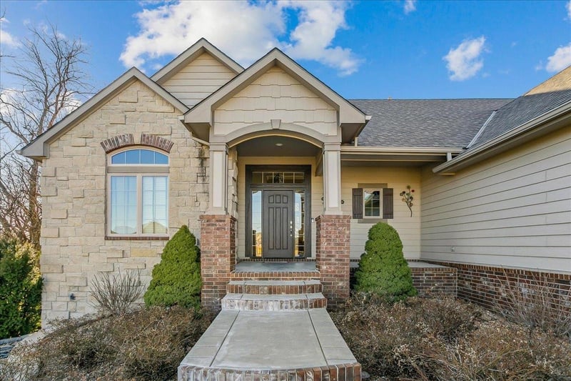 1401 Shadow Rock Dr, Andover, KS 67002