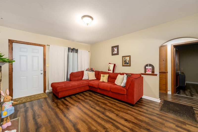 2023 Terrace Dr, Wichita, KS 67218-5043