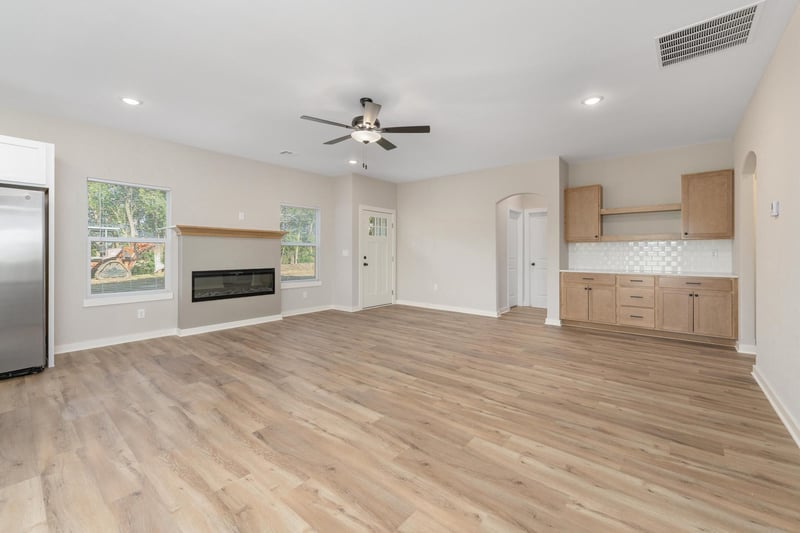 813 Rainbow Lake St, Wichita, KS 67235