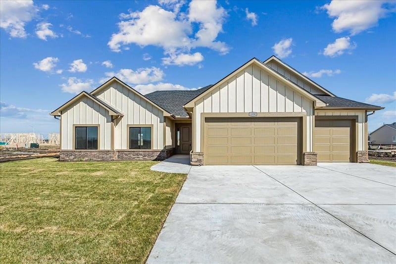 1530 Appleton St, Valley Center, KS 67147