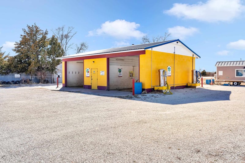 423 Colorado Ave, Burrton, KS 67020