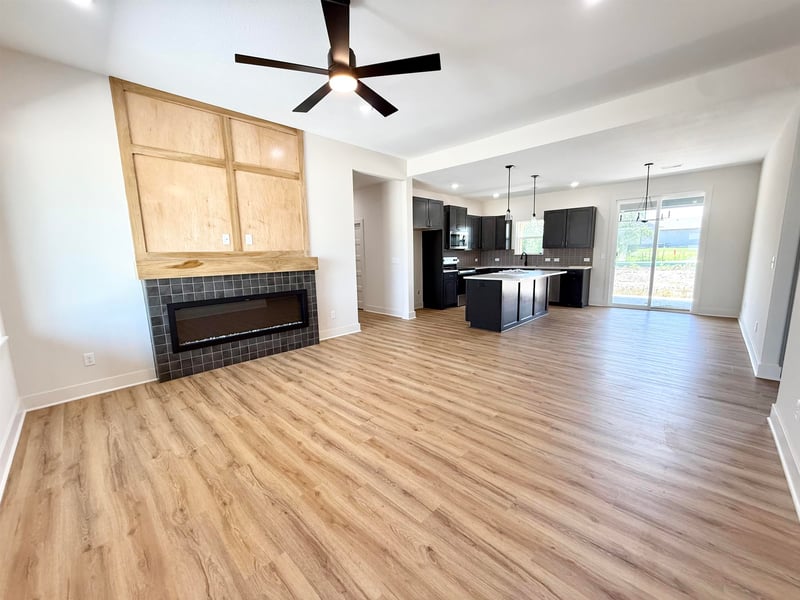 5400 Toben Ct, Bel Aire, KS 67226