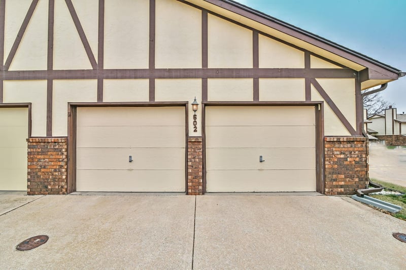 3536 2nd St N Unit 602, Wichita, KS 67203