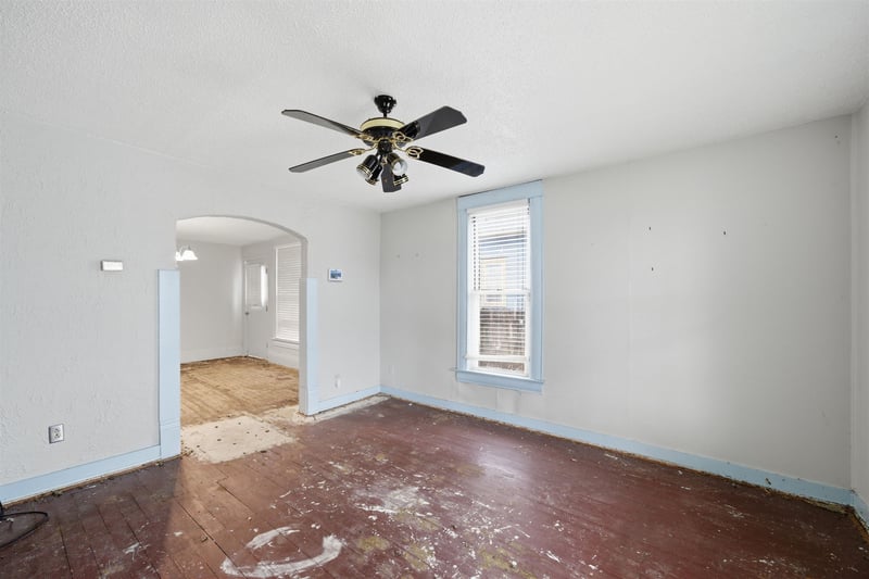 1308 Market St, Wichita, KS 67211