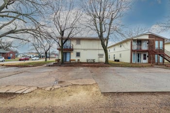 1646 S Fern St #1658 S Fern Ave, Wichita, KS 67213