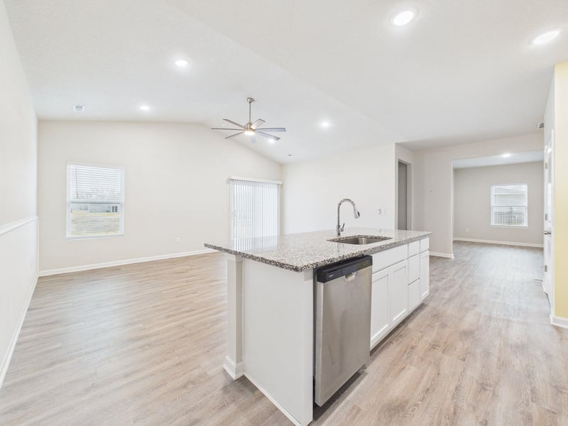 232 W Cherry Oaks St, Cheney, KS 67025