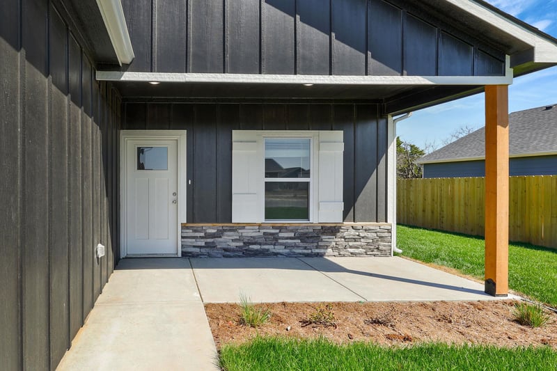 923 Forestview St, Wichita, KS 67235