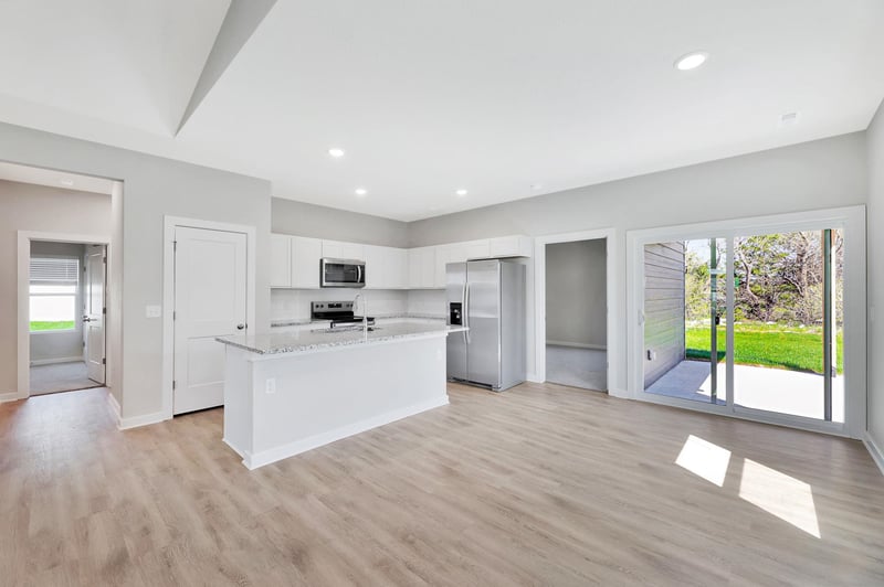 904 Forestview Ct, Wichita, KS 67235
