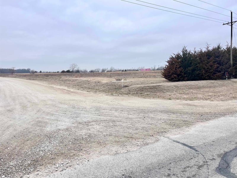 0 SW 21st Ter, Towanda, KS 67144