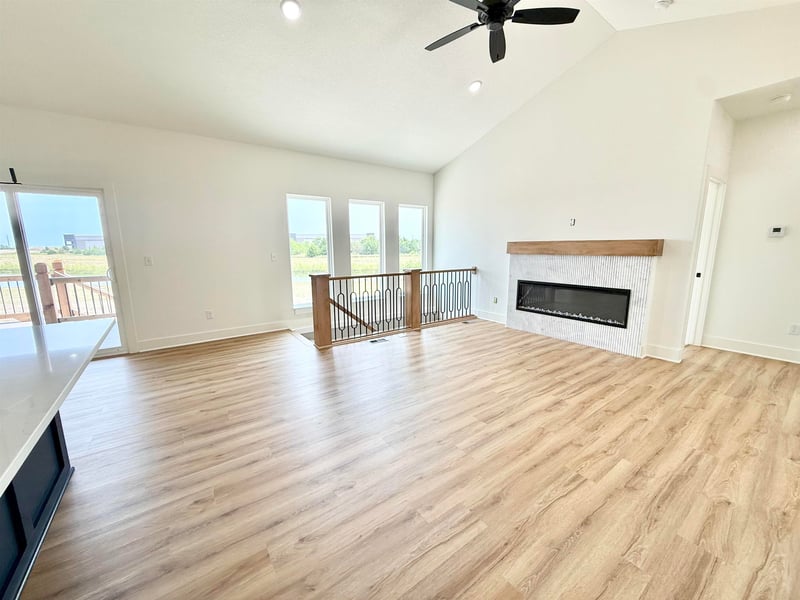 5432 N Toben Ct, Bel Aire, KS 67226