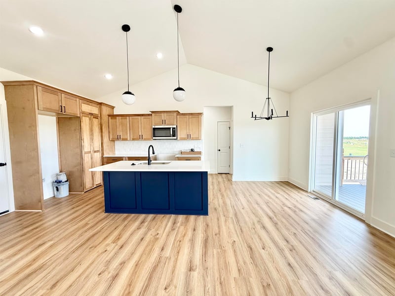 5432 N Toben Ct, Bel Aire, KS 67226