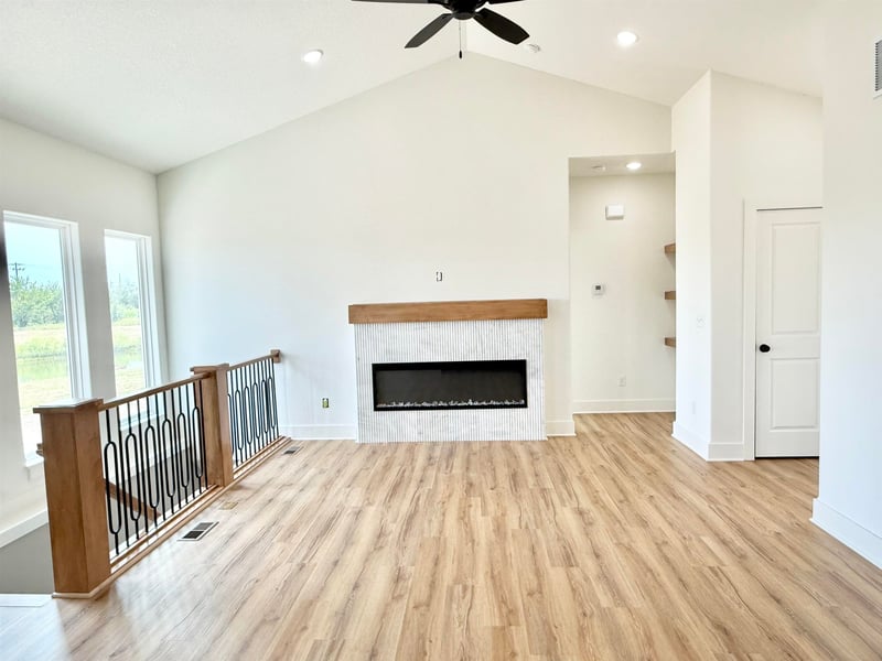 5432 N Toben Ct, Bel Aire, KS 67226