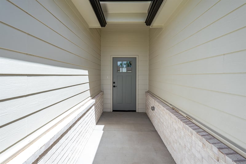 508 E Elmwood St, Park City, KS 67147