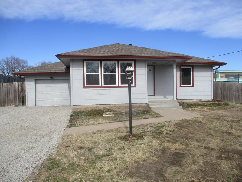 3206 Macarthur Rd, Wichita, KS 67217