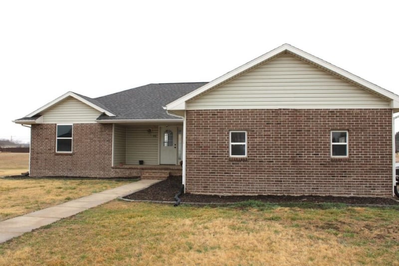 106 Rodeo Ct, Marquette, KS 67464