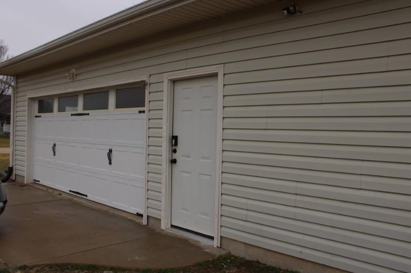 106 Rodeo Ct, Marquette, KS 67464