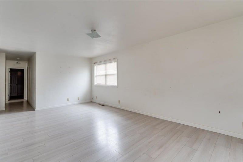 1608 Catalina St, Wichita, KS 67216
