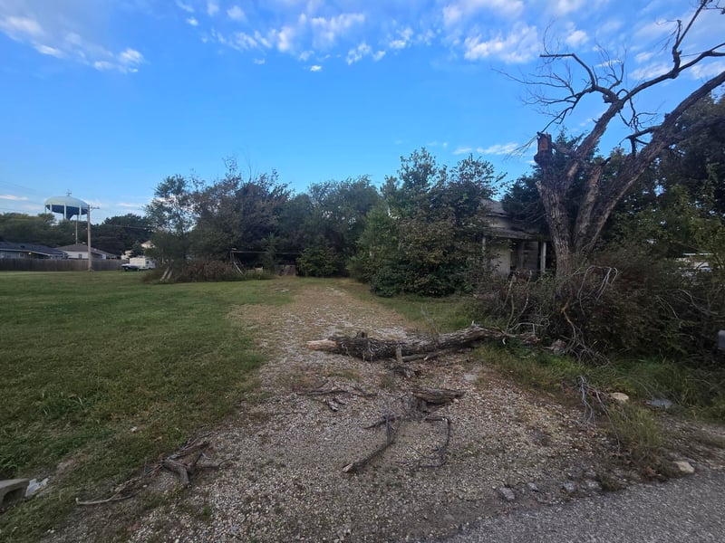 439 Stevens St, Winfield, KS 67156