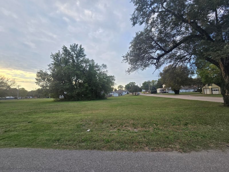 Lot 6 Ames , Winfield, KS 67156