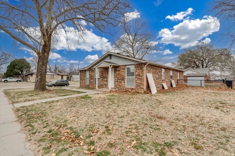 1502 Del Mar, Wichita, KS 67216