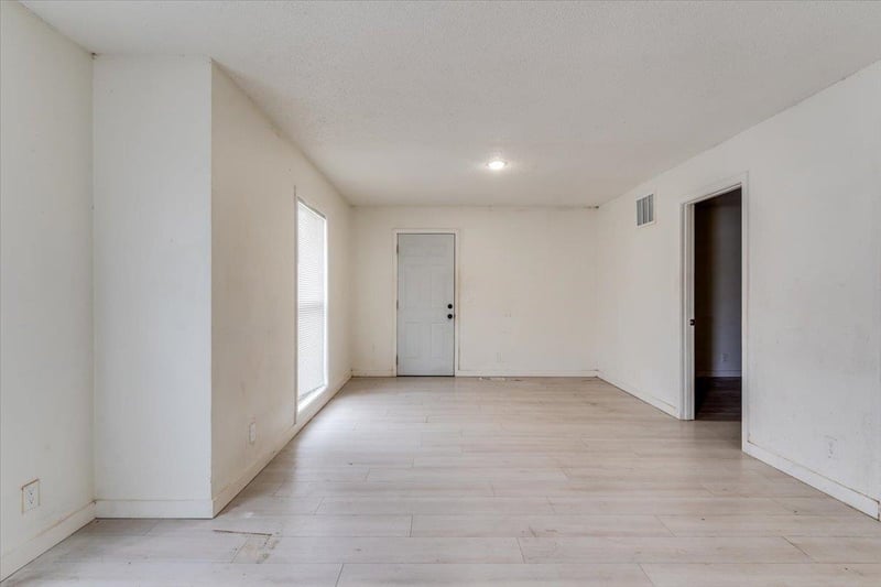 1502 Del Mar, Wichita, KS 67216