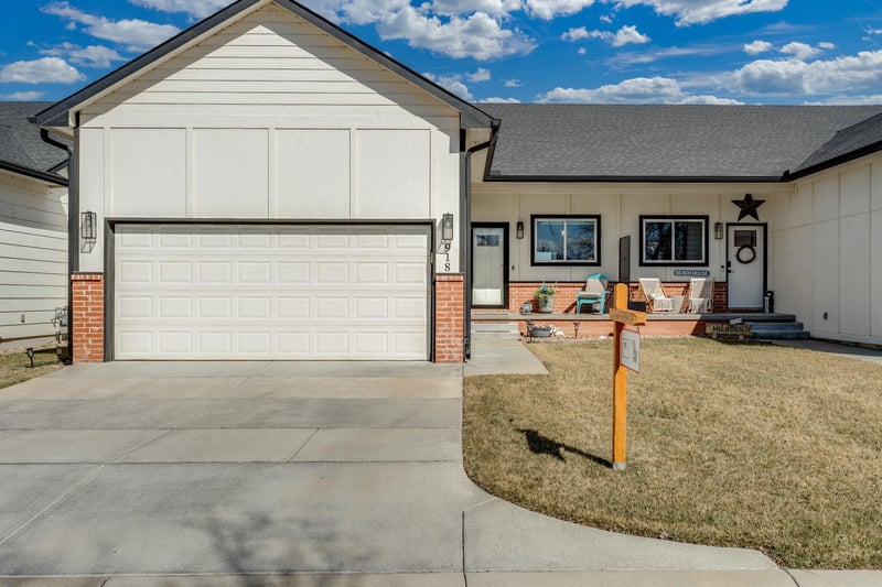 918 N Bayshore St, Wichita, KS 67212