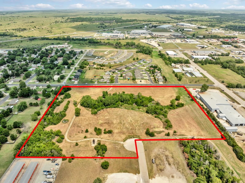 222 Millheisler Rd, El Dorado, KS 67042