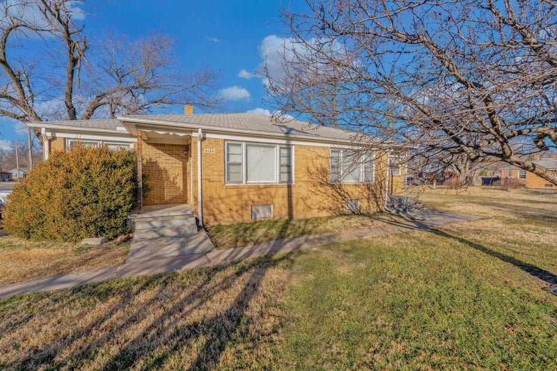 6124 Harry St, Wichita, KS 67218
