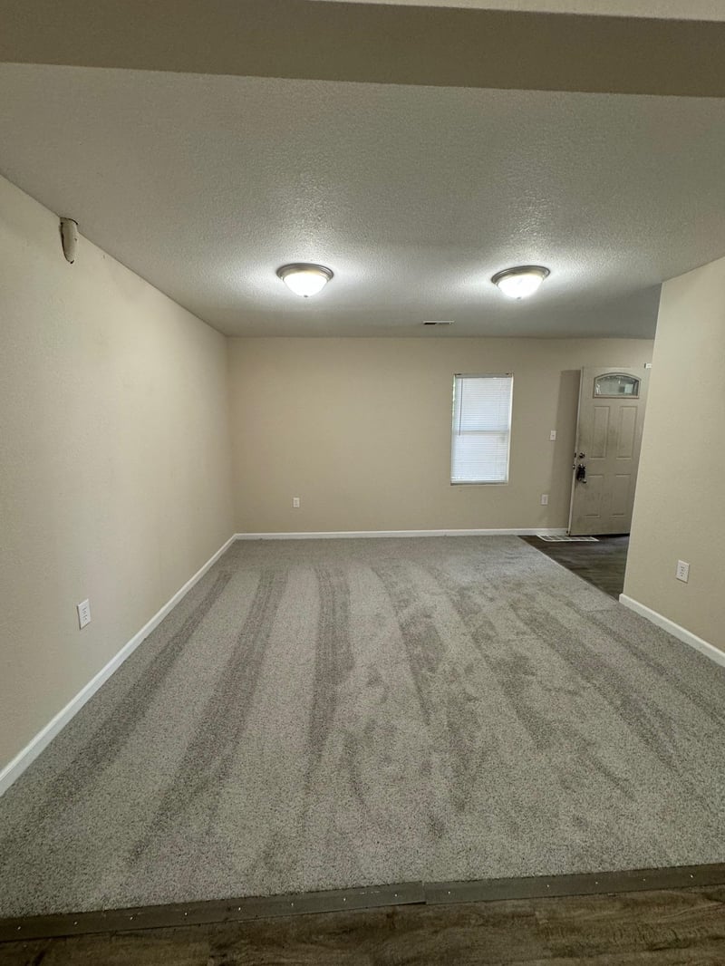 2673 Holyoke St, Wichita, KS 67210