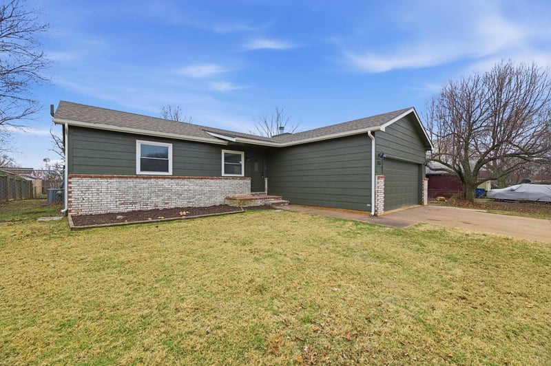 333 W Arrowhead St, Kechi, KS 67067