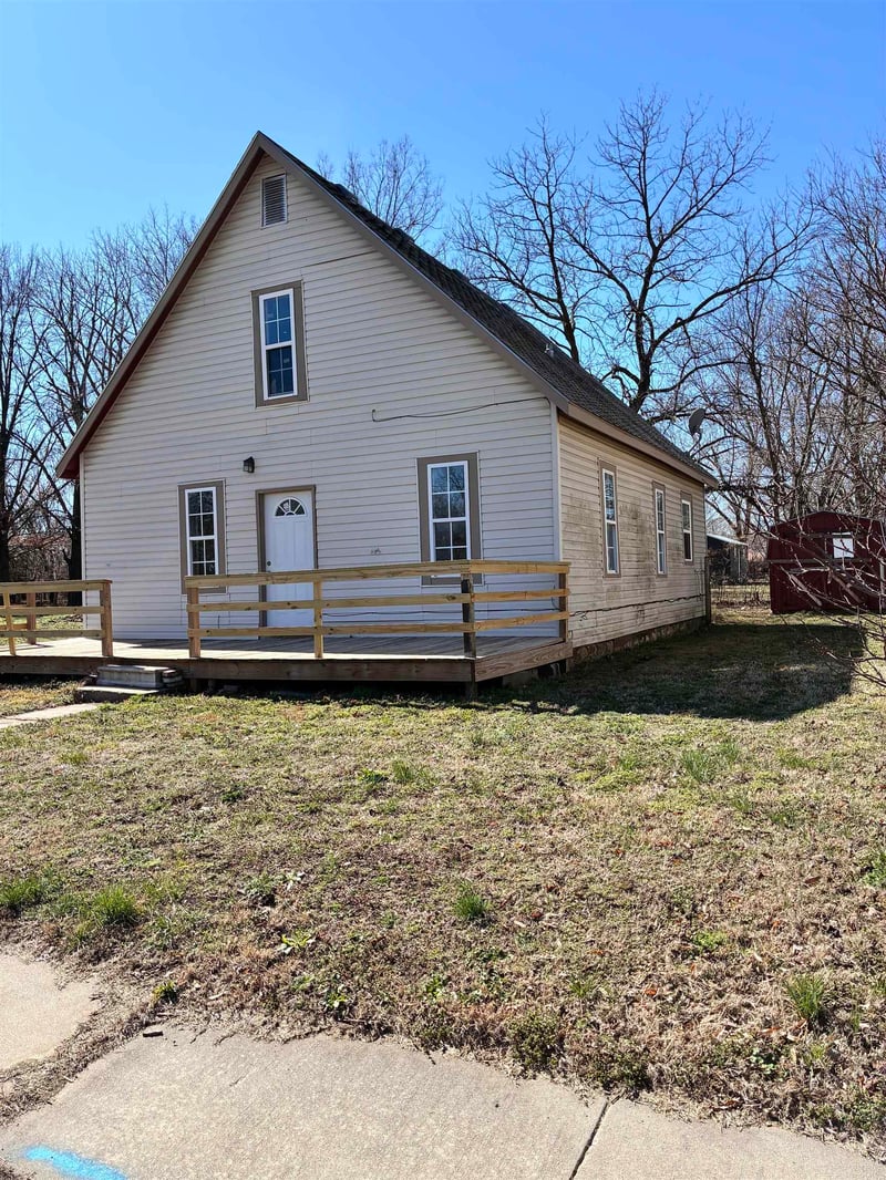 817 Gordy , El Dorado, KS 67042