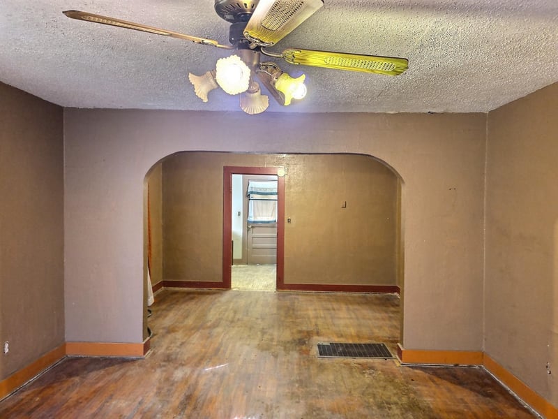 1721 Grove Ave, Wichita, KS 67214