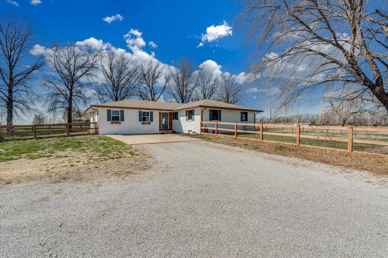 12551 N Meridian Ave, Sedgwick, KS 67135