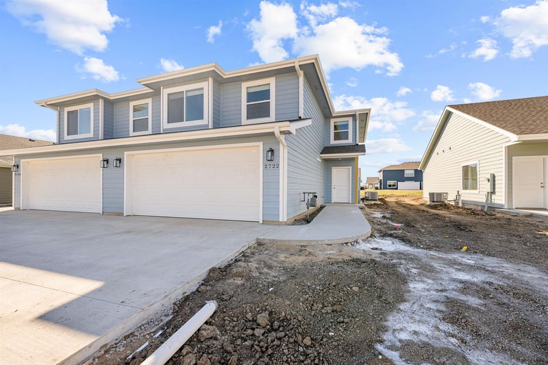 2722 Amelia Ln, Salina, KS 67401