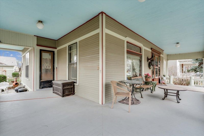 1421 N Park Pl, Wichita, KS 67203