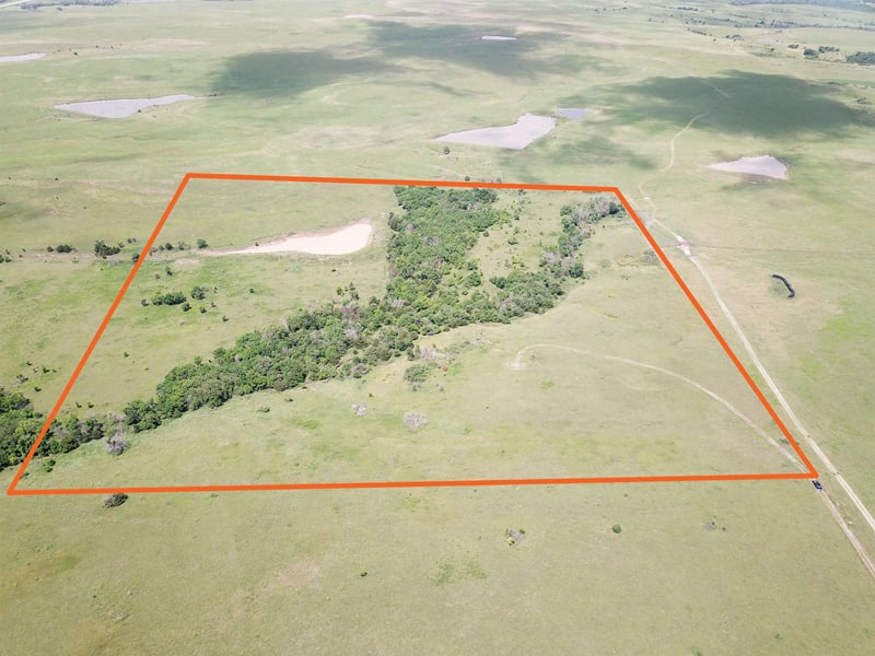 251 Z50 Rd, Fall River, KS 67047