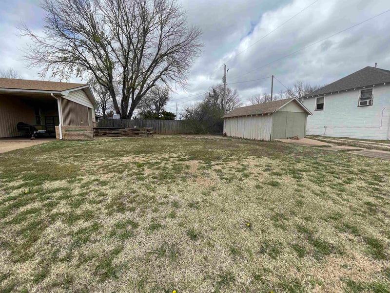 324 Market St, Caldwell, KS 67022